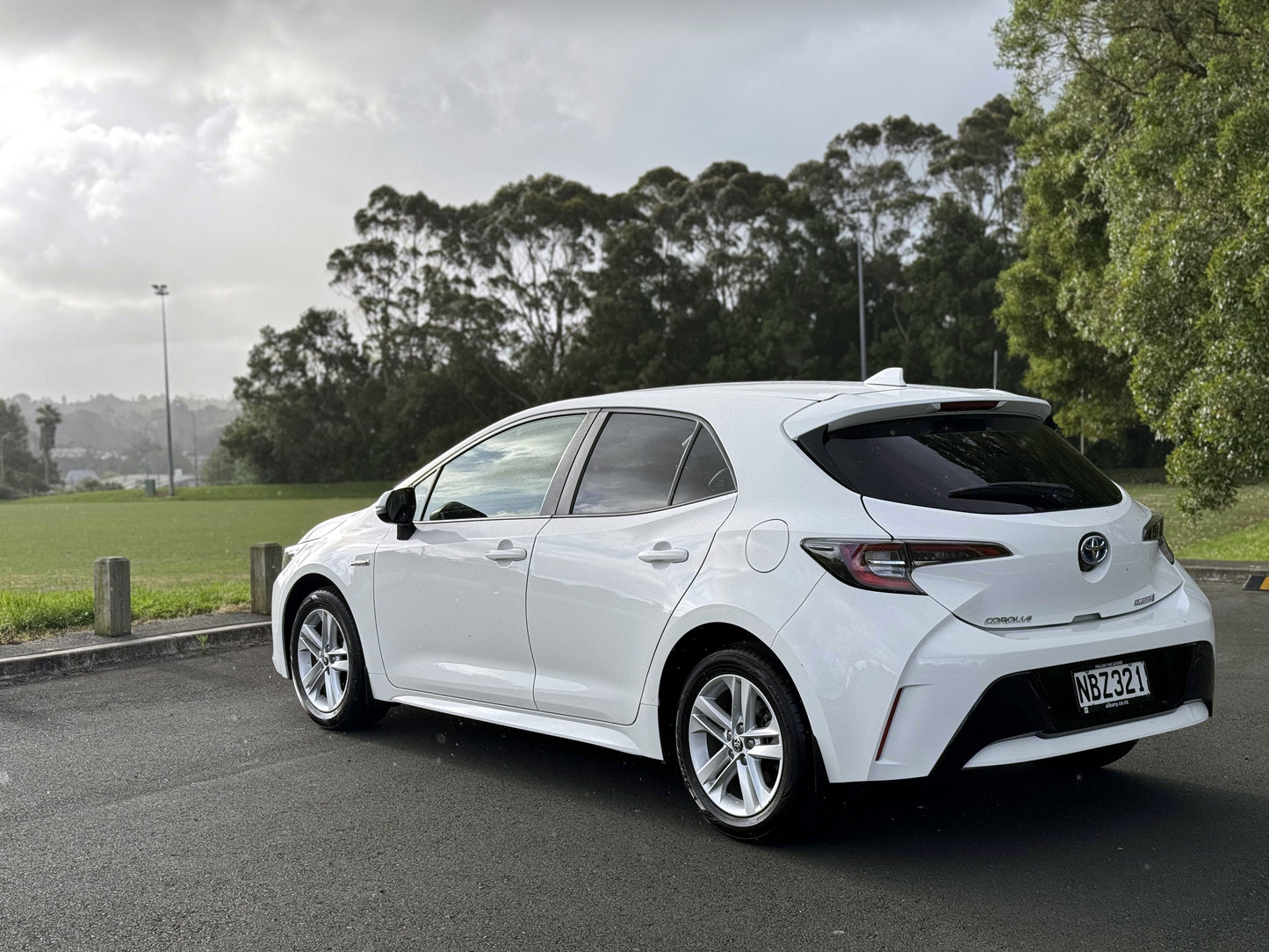 2020 Toyota Corolla White NZ New 2.0P Petrol Hybrid