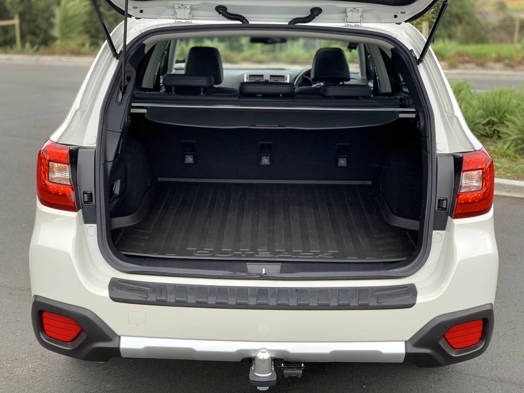 2018 Subaru Outback LTD 2.5P 4WD NZ NEW 10000kms