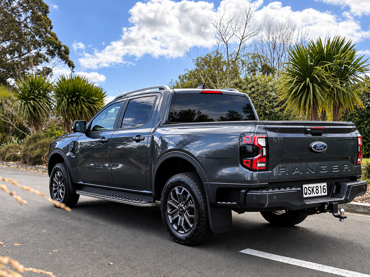 2024 Ford Ranger WILDTRAK 2.0D/4WD NZ NEW Low Kms