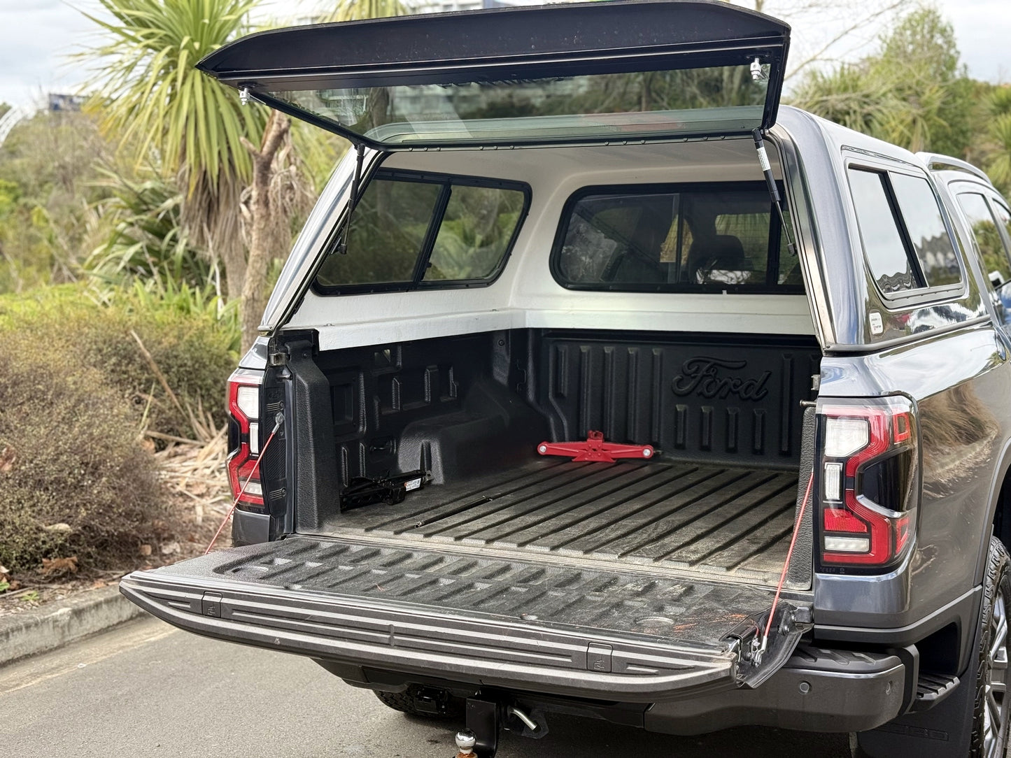 2024 Ford Ranger WILDTRAK 2.0D/4WD NZ NEW Low Kms +Canopy