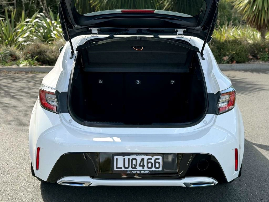 2019 Toyota Corolla White ZR NZ New Petrol Hybrid