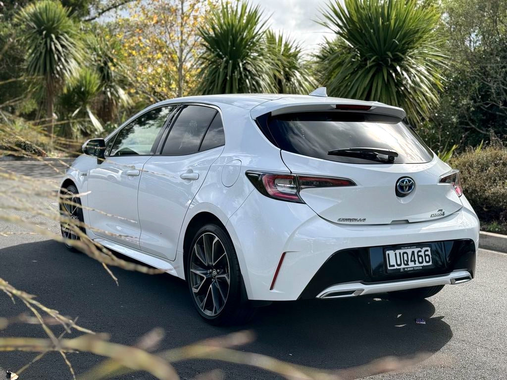 2019 Toyota Corolla White ZR NZ New Petrol Hybrid