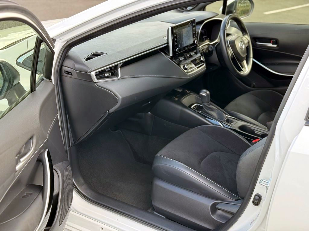 2019 Toyota Corolla White ZR NZ New Petrol Hybrid