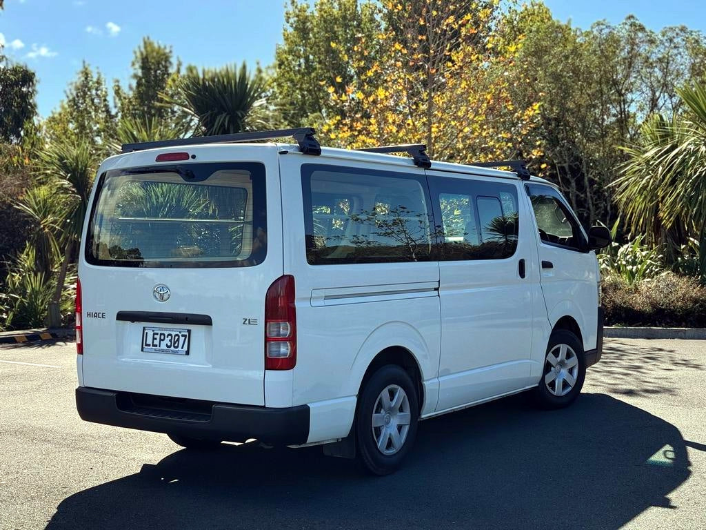 2018 Hiace white ZL3.0TD NZ NEW LEP307