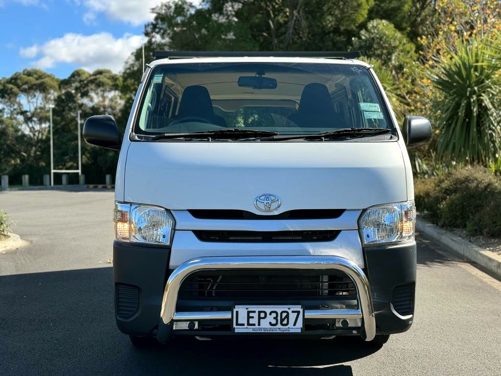 2018 Hiace white ZL3.0TD NZ NEW LEP307